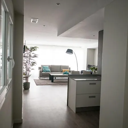 Salitre Premium 4 Bedrooms Apartament Malaga
